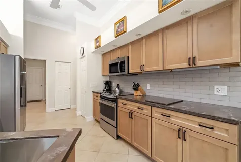 3988 Berlin Drive Sarasota FL 34233