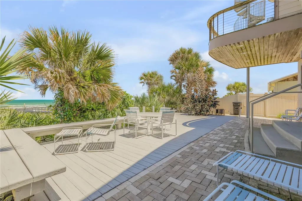 1209 N Atlantic Avenue New Smyrna Beach FL 32169