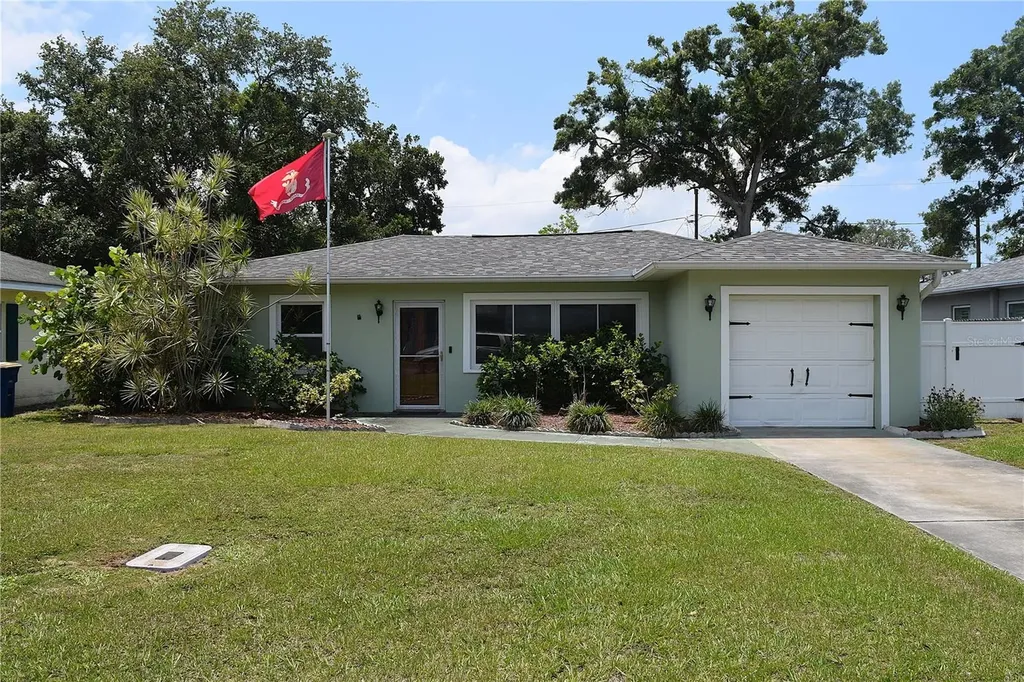 1665 Grove Street Clearwater FL 33755