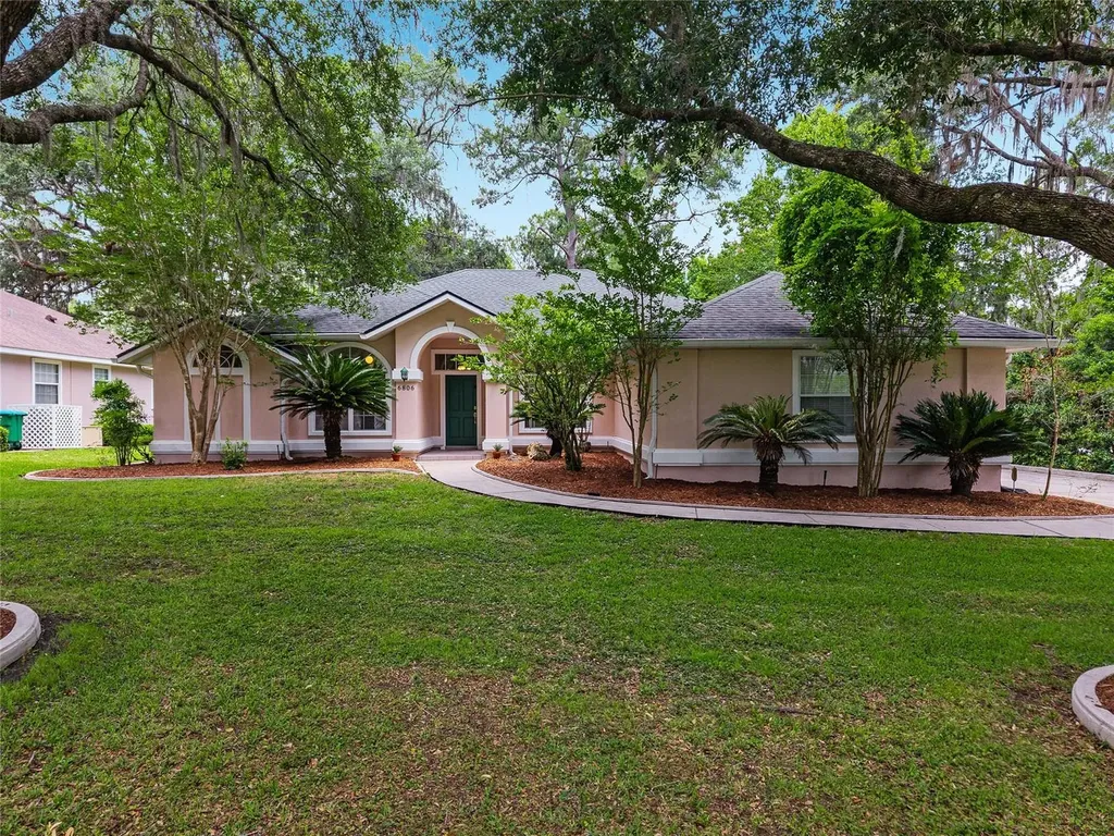 6806 NW 105th Avenue Alachua FL 32615