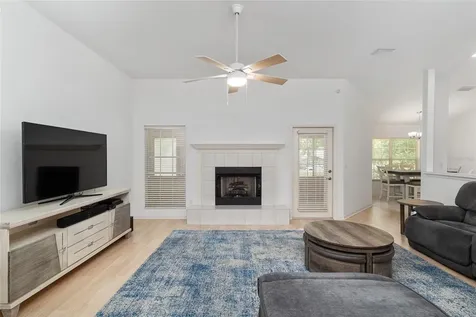 6806 NW 105th Avenue Alachua FL 32615