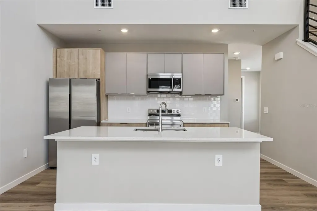 544 N Bumby Avenue Orlando FL 32803