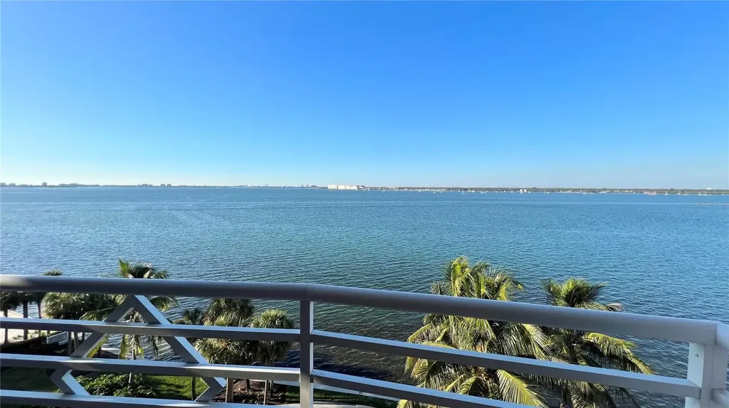 4981 Bacopa Lane S St Petersburg FL 33715