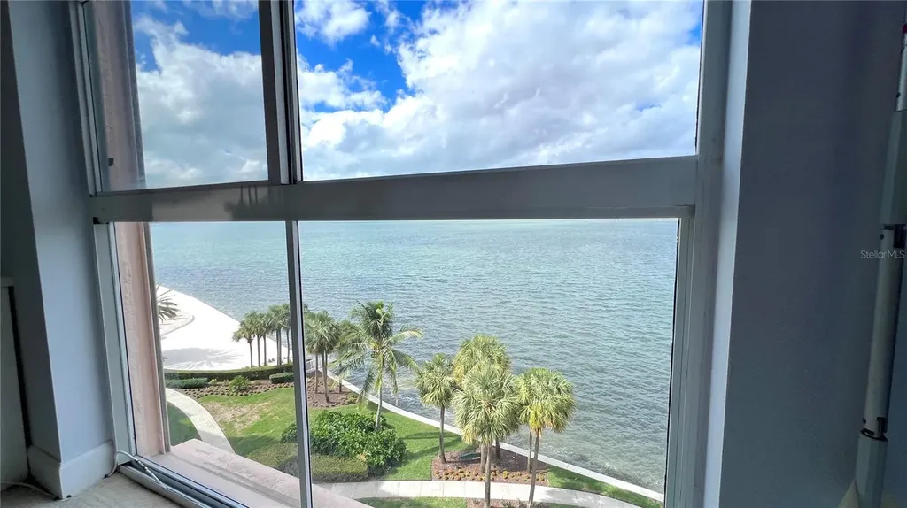 4981 Bacopa Lane S St Petersburg FL 33715