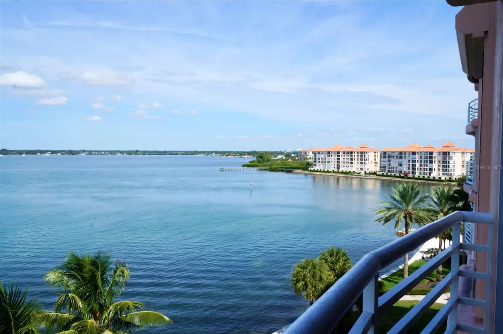 4981 Bacopa Lane S St Petersburg FL 33715