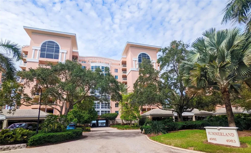 4981 Bacopa Lane S St Petersburg FL 33715