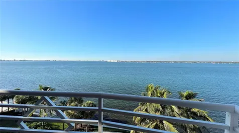 4981 Bacopa Lane S St Petersburg FL 33715