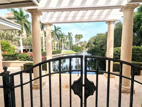 4981 Bacopa Lane S St Petersburg FL 33715