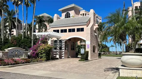 4981 Bacopa Lane S St Petersburg FL 33715