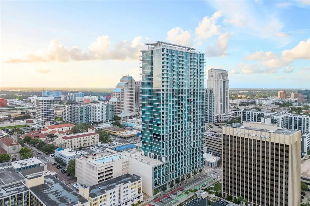 150 E Robinson Street Orlando FL 32801