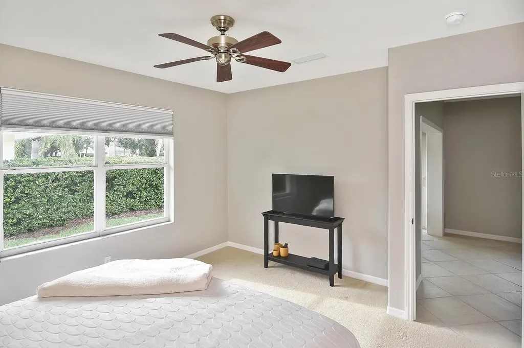 1104 Auburn Cove Circle Venice FL 34292