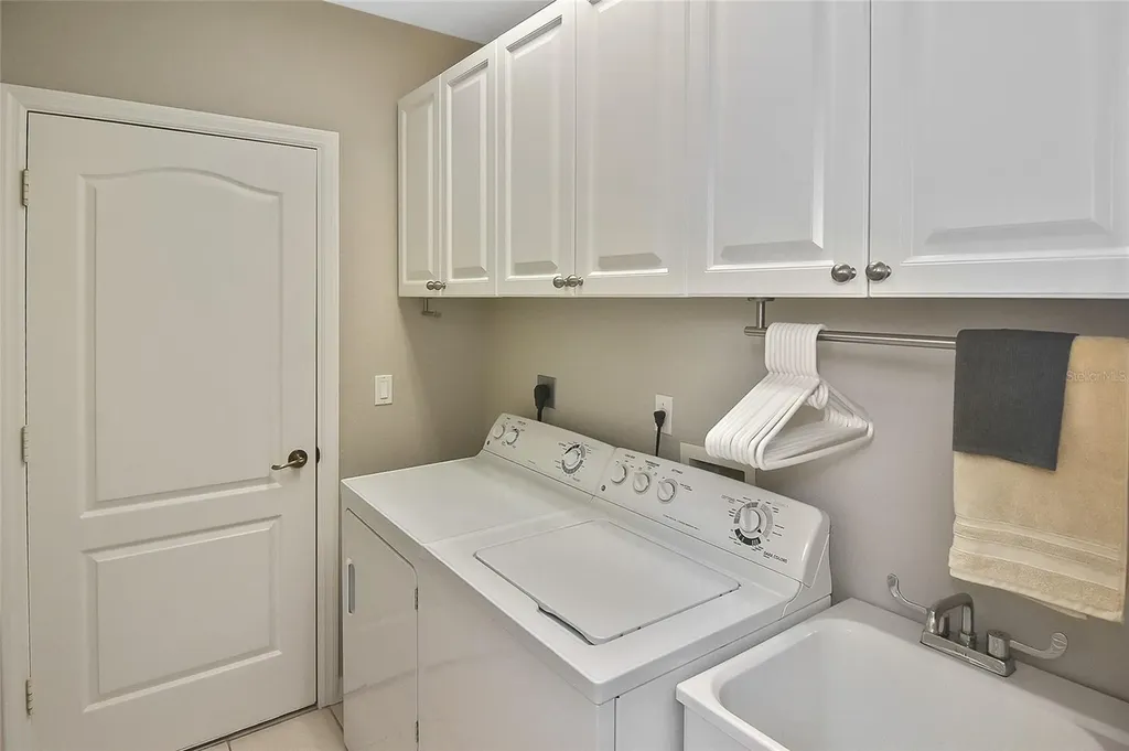 1104 Auburn Cove Circle Venice FL 34292