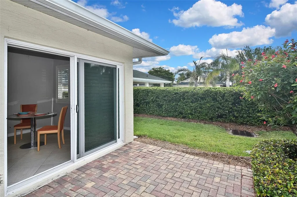 1104 Auburn Cove Circle Venice FL 34292