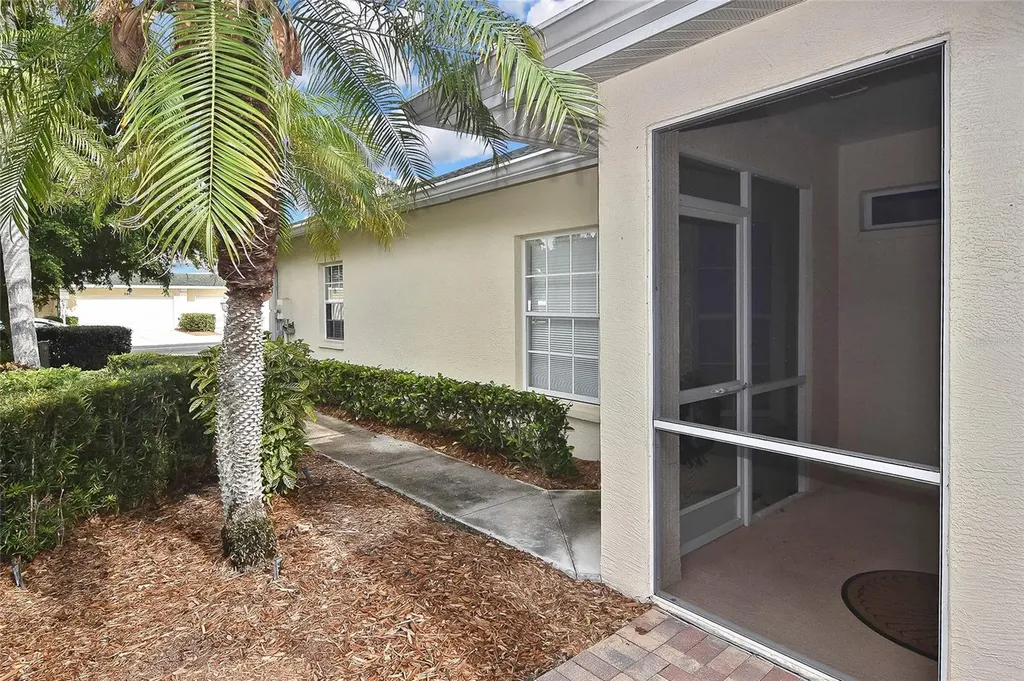 1104 Auburn Cove Circle Venice FL 34292