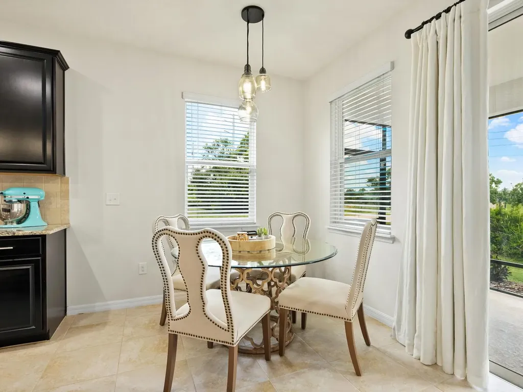 4615 73rd Street E Bradenton FL 34203