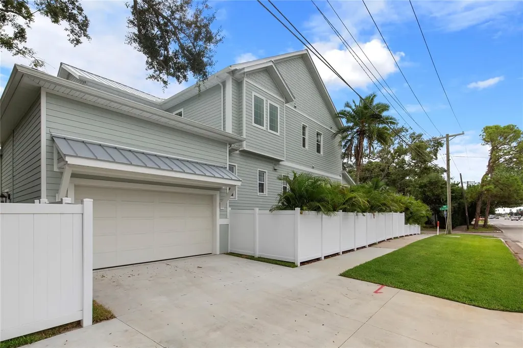 4311 W Sevilla Street Tampa FL 33629