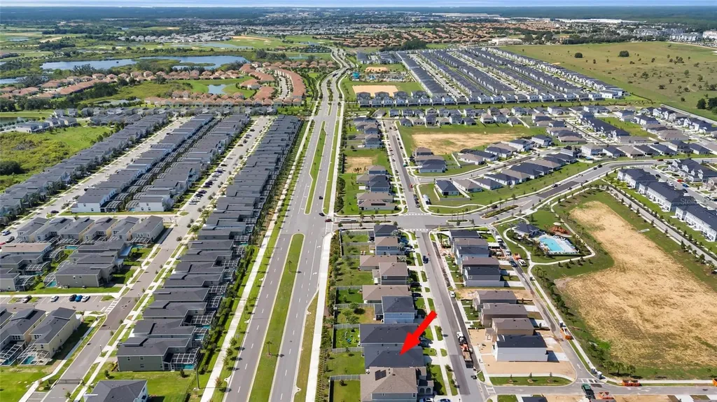 685 Overpool Avenue Davenport FL 33896