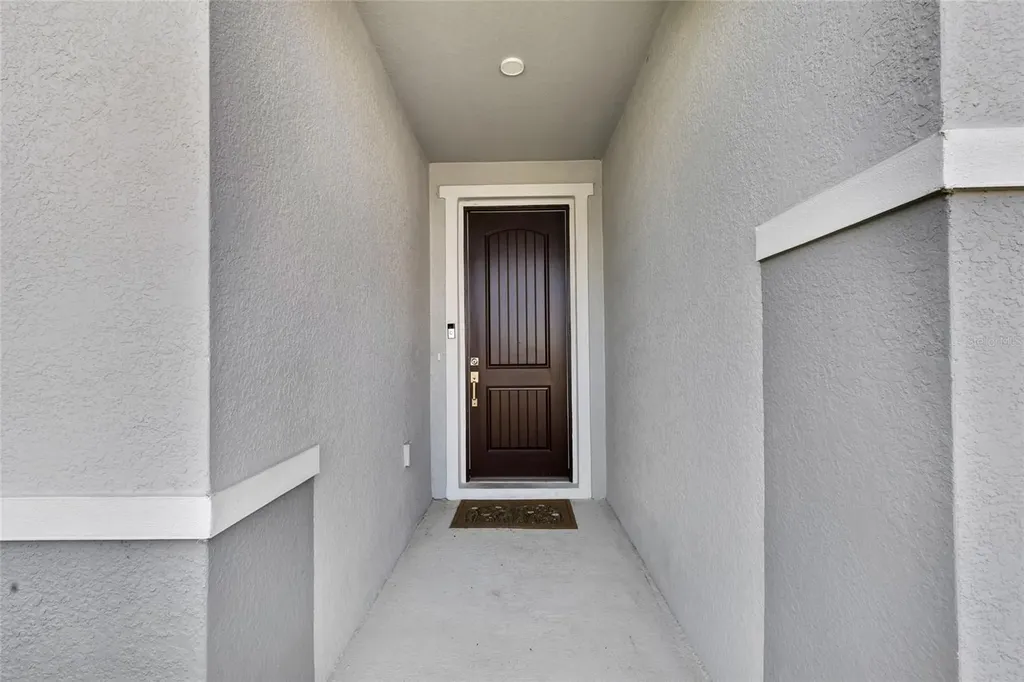 685 Overpool Avenue Davenport FL 33896