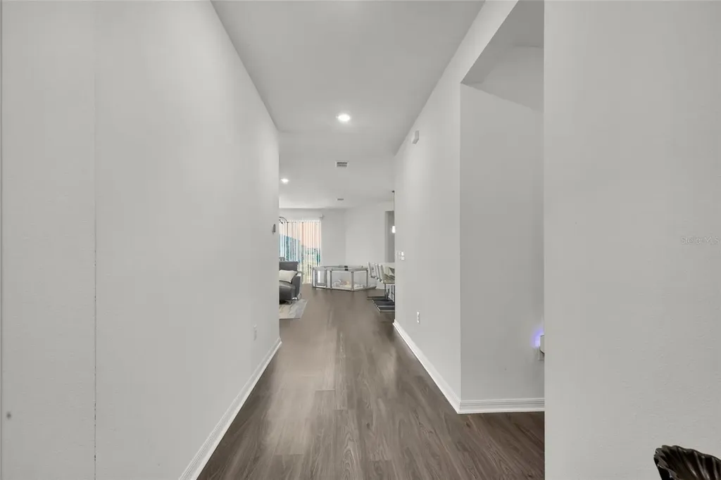 685 Overpool Avenue Davenport FL 33896