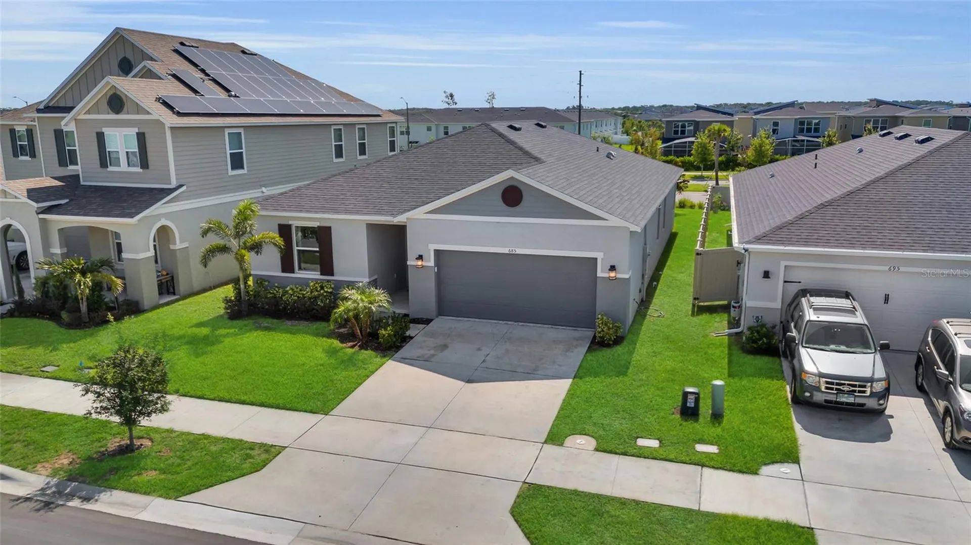 685 Overpool Avenue Davenport FL 33896