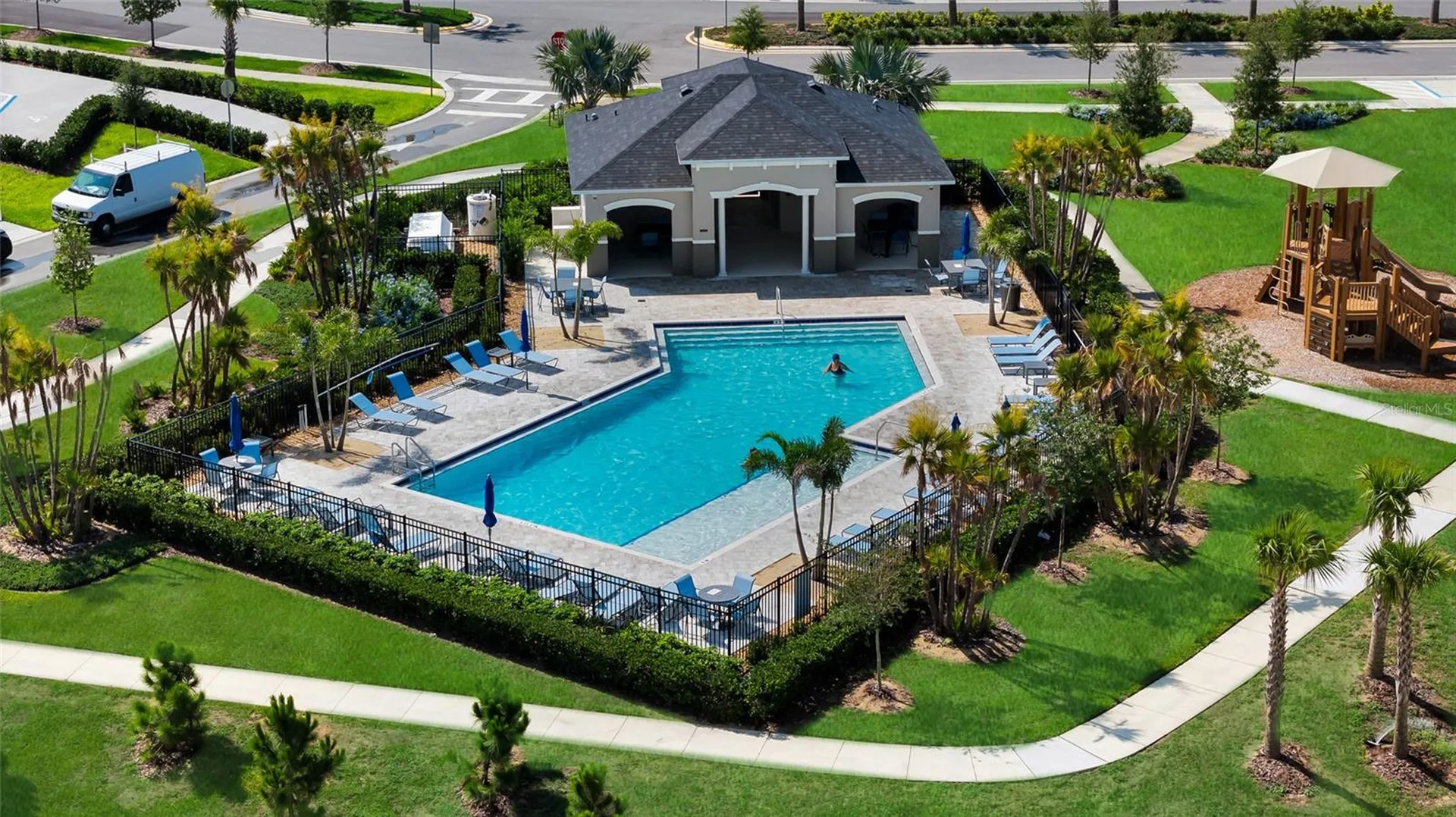 685 Overpool Avenue Davenport FL 33896