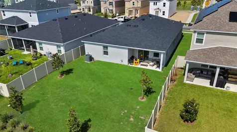 685 Overpool Avenue Davenport FL 33896