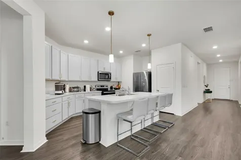 685 Overpool Avenue Davenport FL 33896
