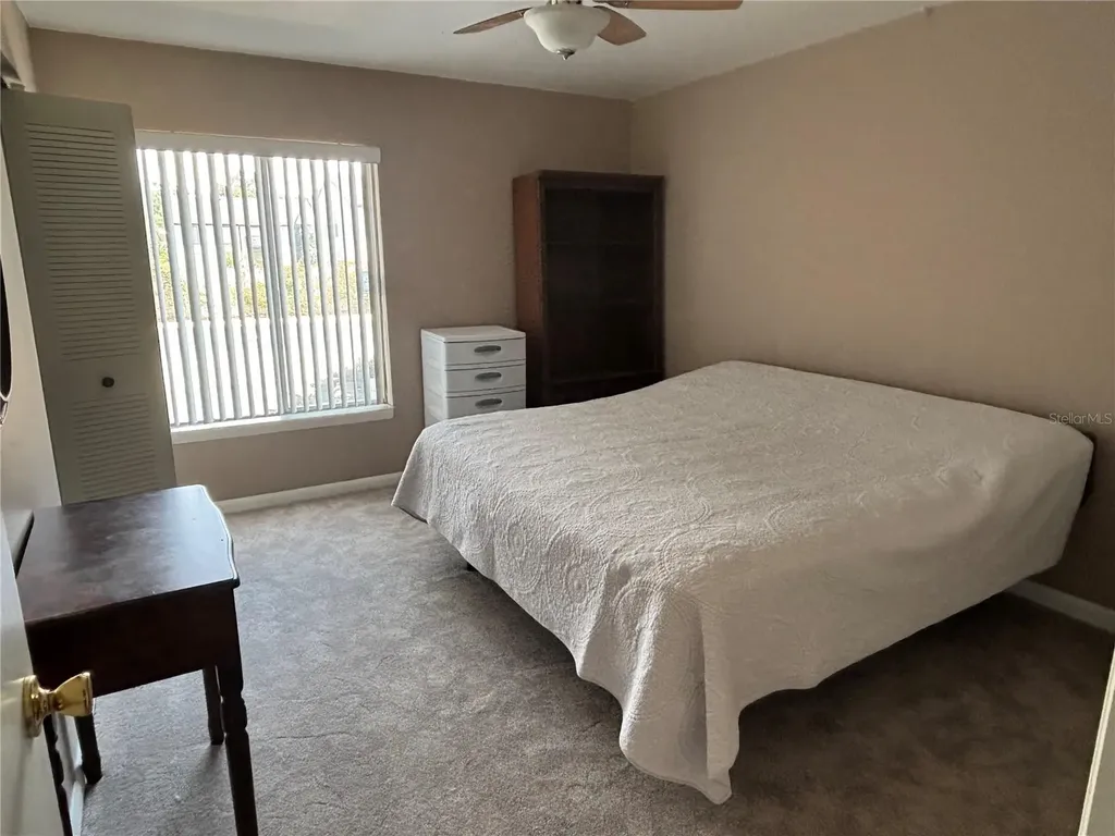 3814 N Lake Drive Tampa FL 33614