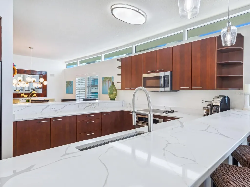 6512 Midnight Pass Road Sarasota FL 34242