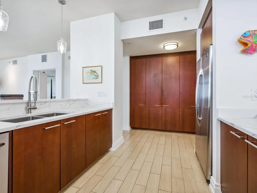 6512 Midnight Pass Road Sarasota FL 34242