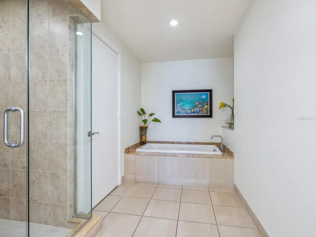 6512 Midnight Pass Road Sarasota FL 34242