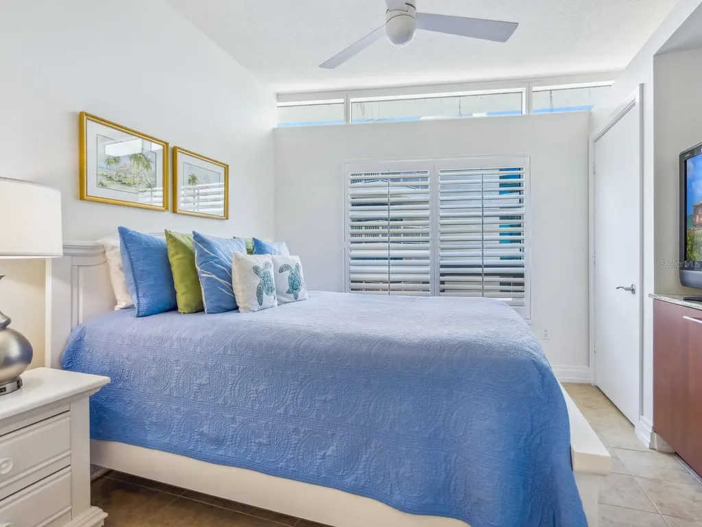 6512 Midnight Pass Road Sarasota FL 34242