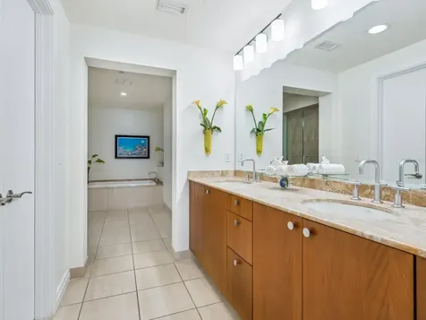 6512 Midnight Pass Road Sarasota FL 34242