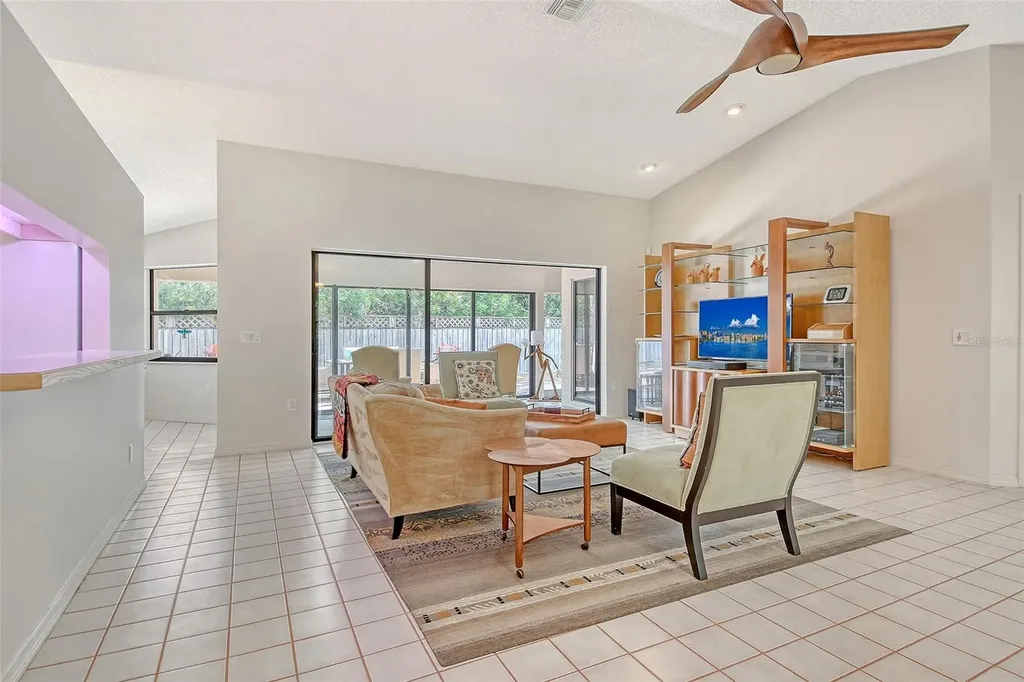 4137 Woodview Drive Sarasota FL 34232