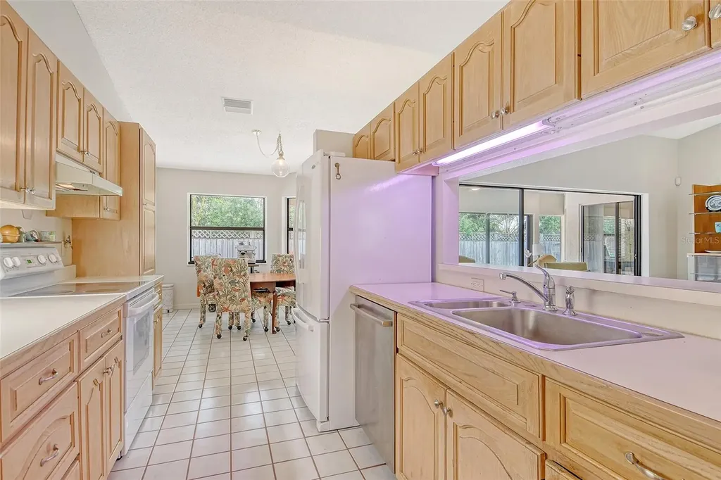 4137 Woodview Drive Sarasota FL 34232