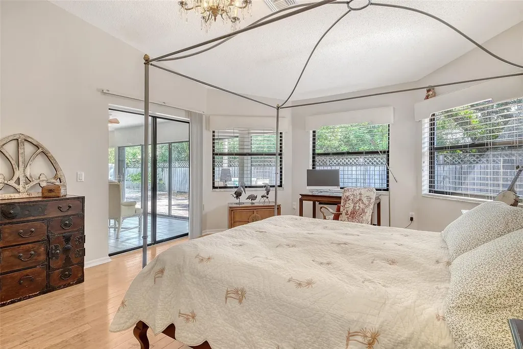 4137 Woodview Drive Sarasota FL 34232