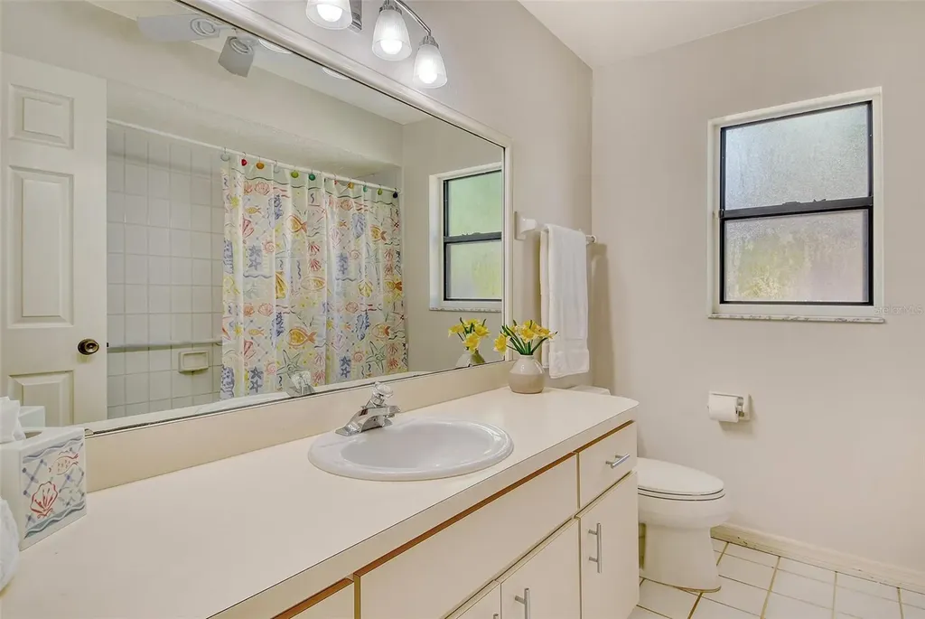 4137 Woodview Drive Sarasota FL 34232