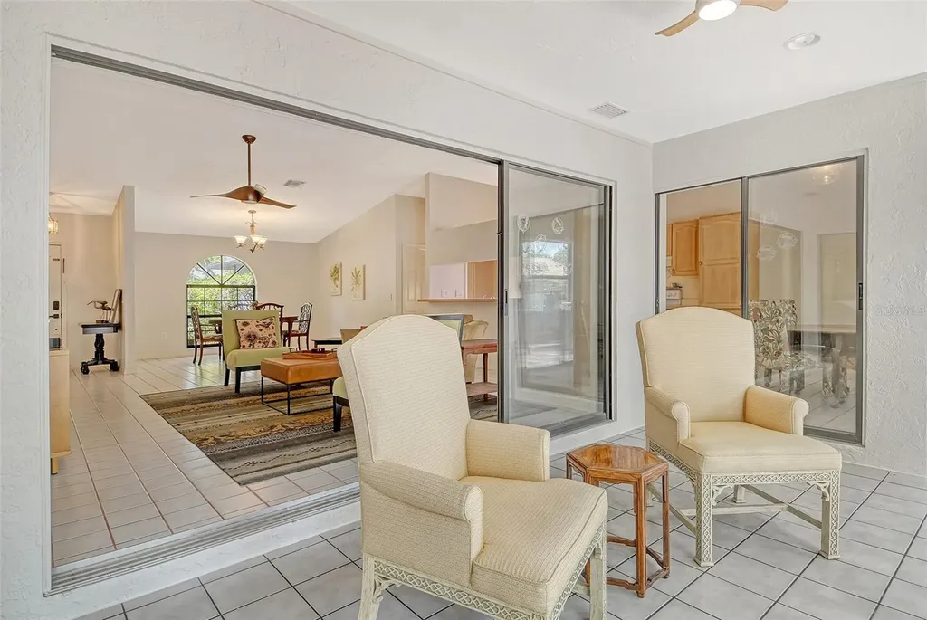 4137 Woodview Drive Sarasota FL 34232