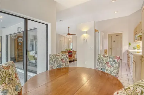 4137 Woodview Drive Sarasota FL 34232