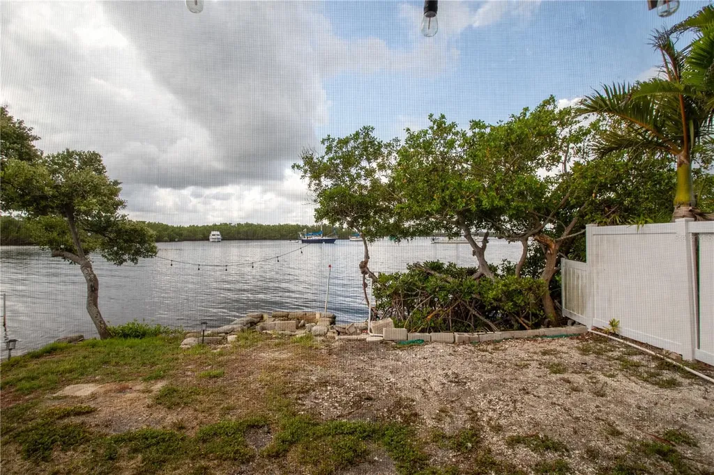 3312 W Shell Point Road Ruskin FL 33570