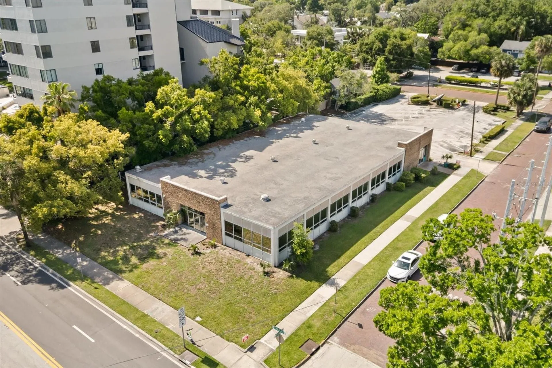 421 E Robinson Street Orlando FL 32801