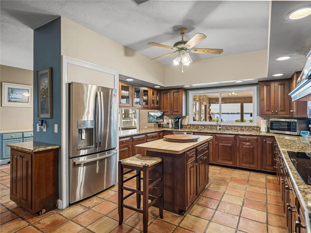 1123 Cypress Point W Winter Haven FL 33884