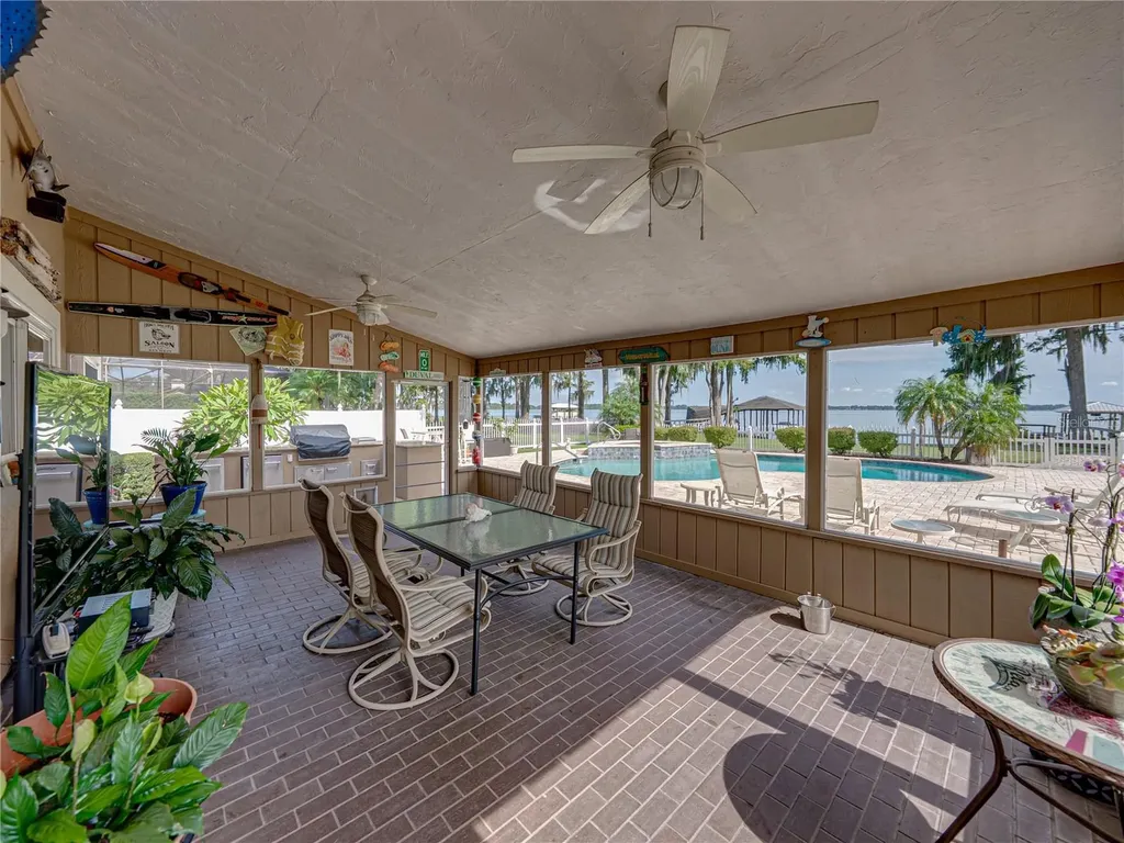 1123 Cypress Point W Winter Haven FL 33884