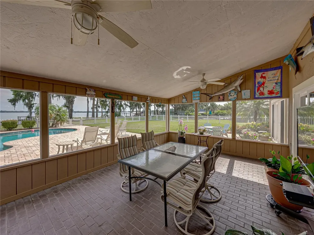 1123 Cypress Point W Winter Haven FL 33884