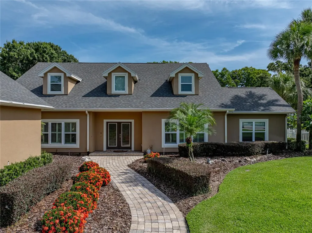 1123 Cypress Point W Winter Haven FL 33884