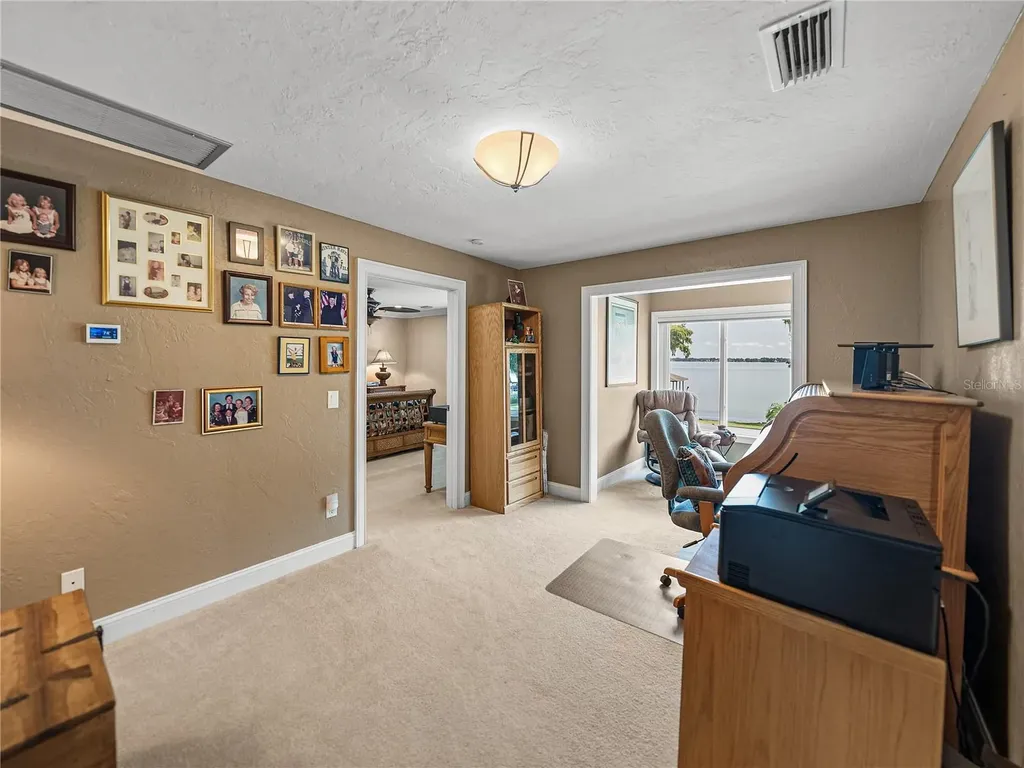 1123 Cypress Point W Winter Haven FL 33884