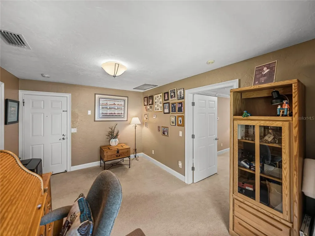 1123 Cypress Point W Winter Haven FL 33884