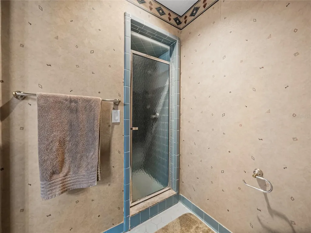 1123 Cypress Point W Winter Haven FL 33884