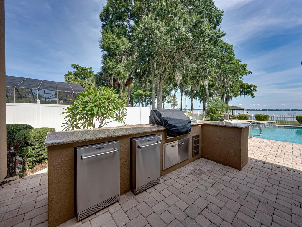1123 Cypress Point W Winter Haven FL 33884