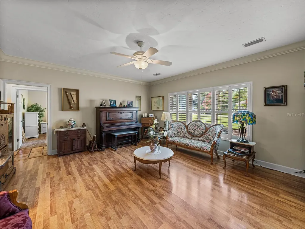 1123 Cypress Point W Winter Haven FL 33884